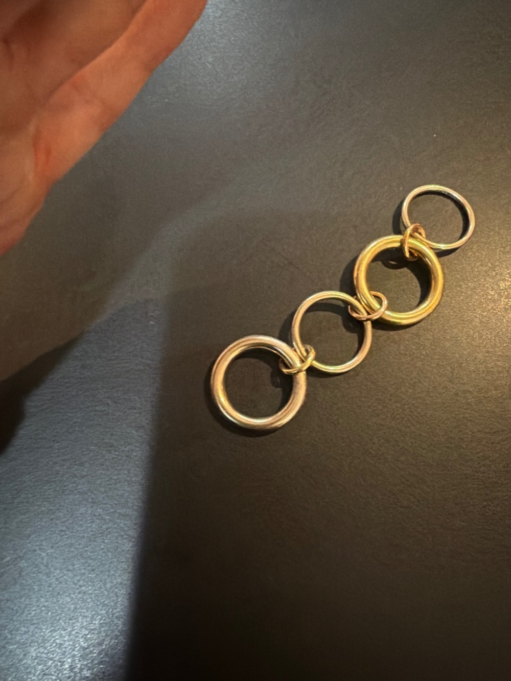 Spinelli Kilcollin 18k tricolor stacked rolling ring size 6